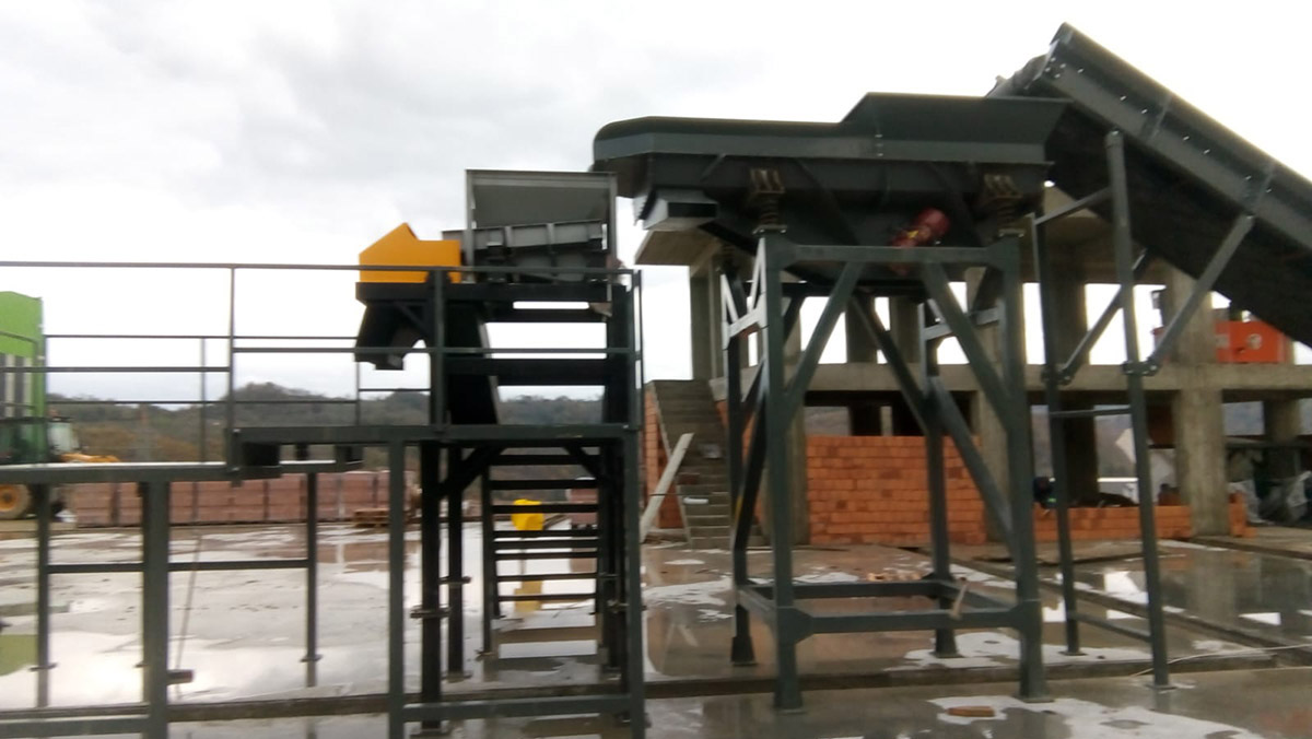 Vibrasyon Taşıyıcı 1 - MLS Makina